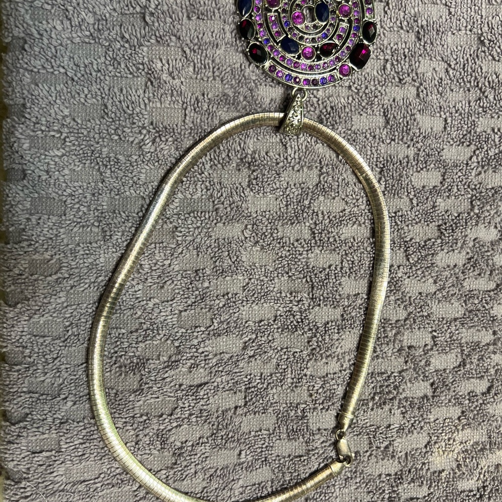 Elegant Silver and Purple Pendant Necklace